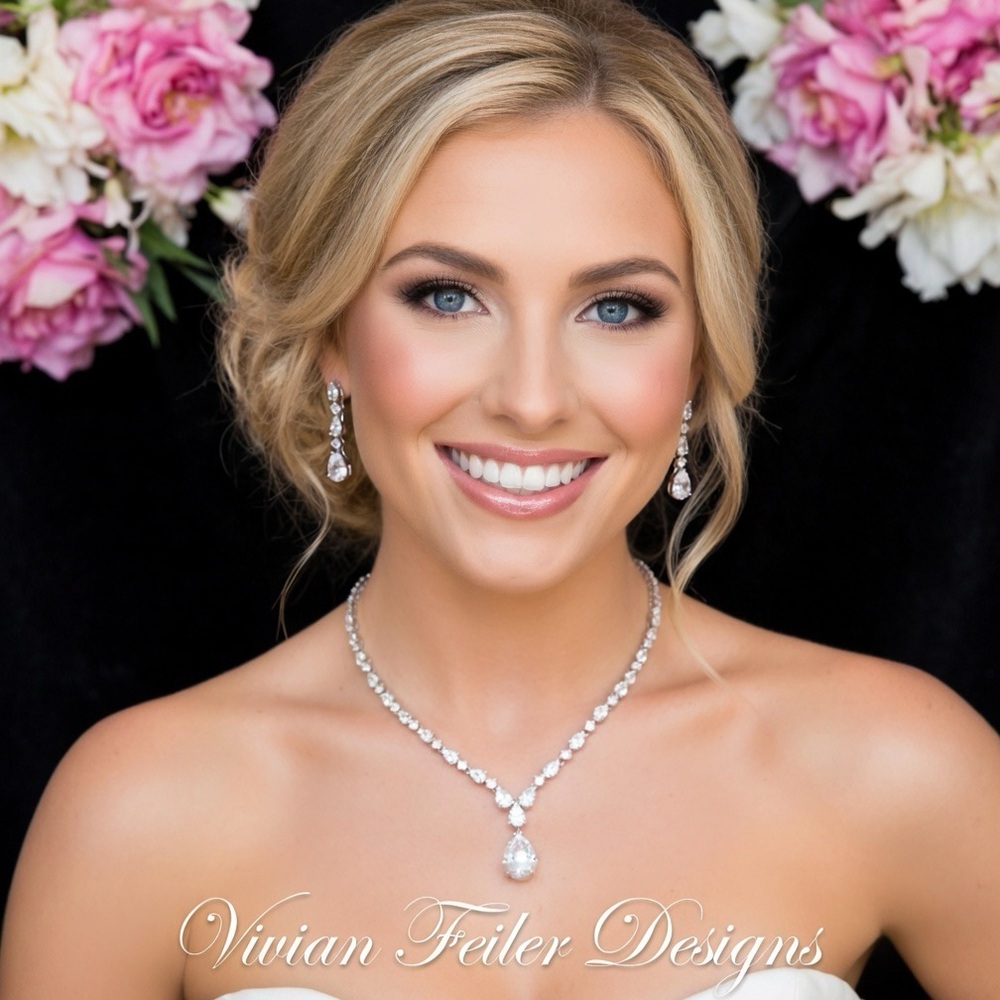 Bridal jewelry set necklace earrings Wedding Teardrop CZ mother of the Bride